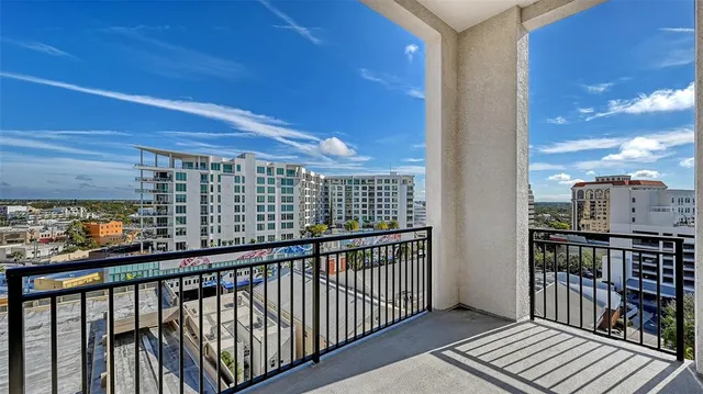 $1,040,000 | 33 South Palm Avenue, Unit 904, Sarasota, FL 34236