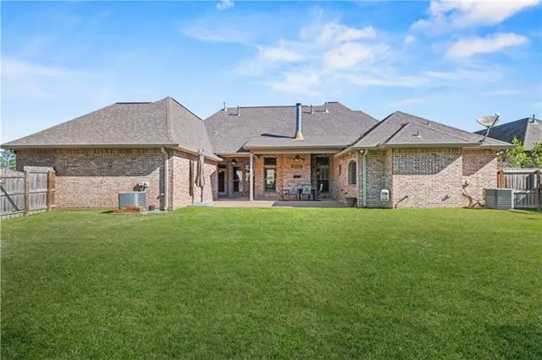 $490,000 | 1329 Ave Lacroix, Covington, LA 70433