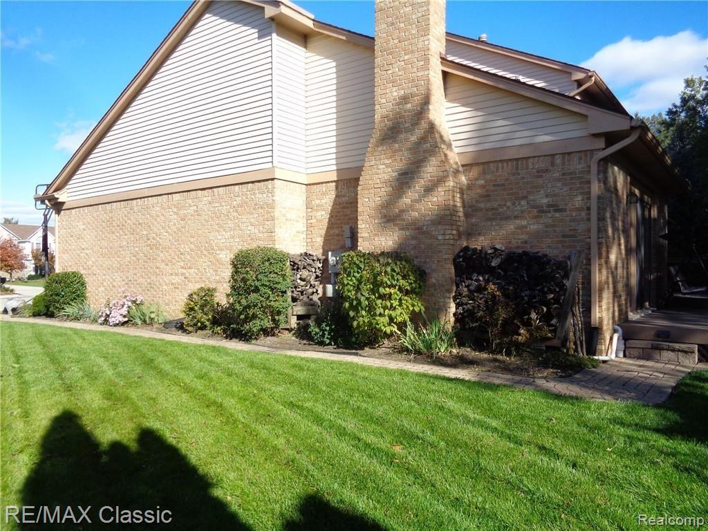 44513 Stone Road Novi, MI 48375 - Photo 6 of 70 DSC02095.JPG