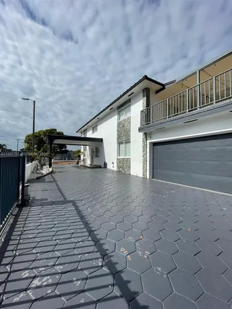 $4,700 | 901 Northwest 22nd Place, Miami, FL 33125