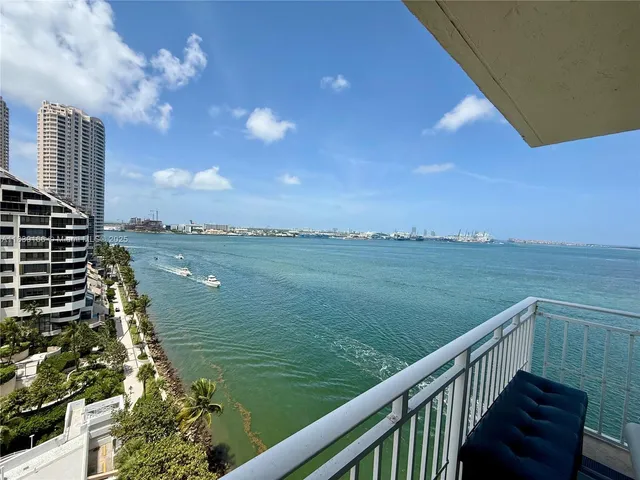 $3,750 | 770 Claughton Island Drive, Unit 1415, Miami, FL 33131