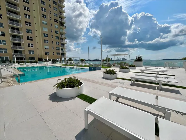 $3,750 | 770 Claughton Island Drive, Unit 1415, Miami, FL 33131