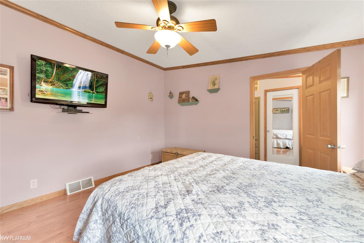 7424 Gibbons Road Jeddo, MI 48032 - Photo 31 of 36