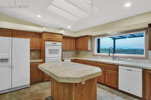 3220 North Curtis Road Peyton, CO 80831 - Photo 9 of 47 Gallery Image 9