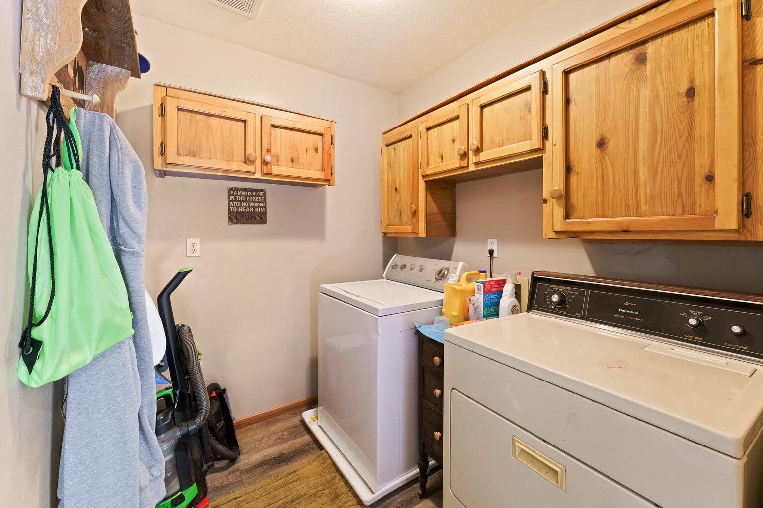 17149 Norwalk Road Bend, OR 97707 - Photo 21 of 32