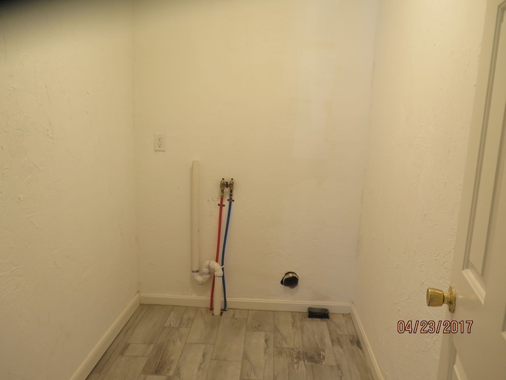 16 Mashapaug Road Sturbridge, MA 01566 - Photo 8 of 26