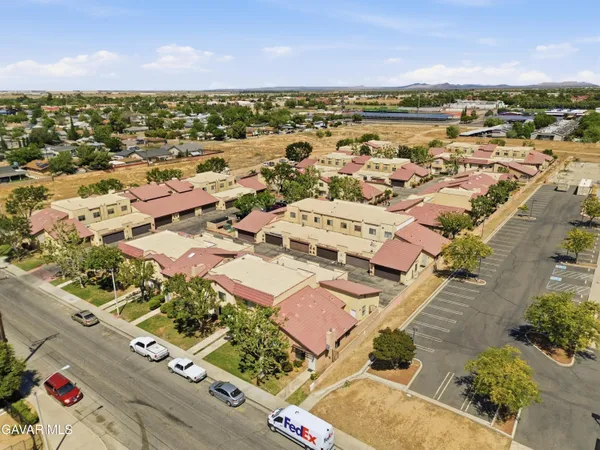 $265,000 | 1700 Ave Q-14 East, Unit 14, Palmdale, CA 93550