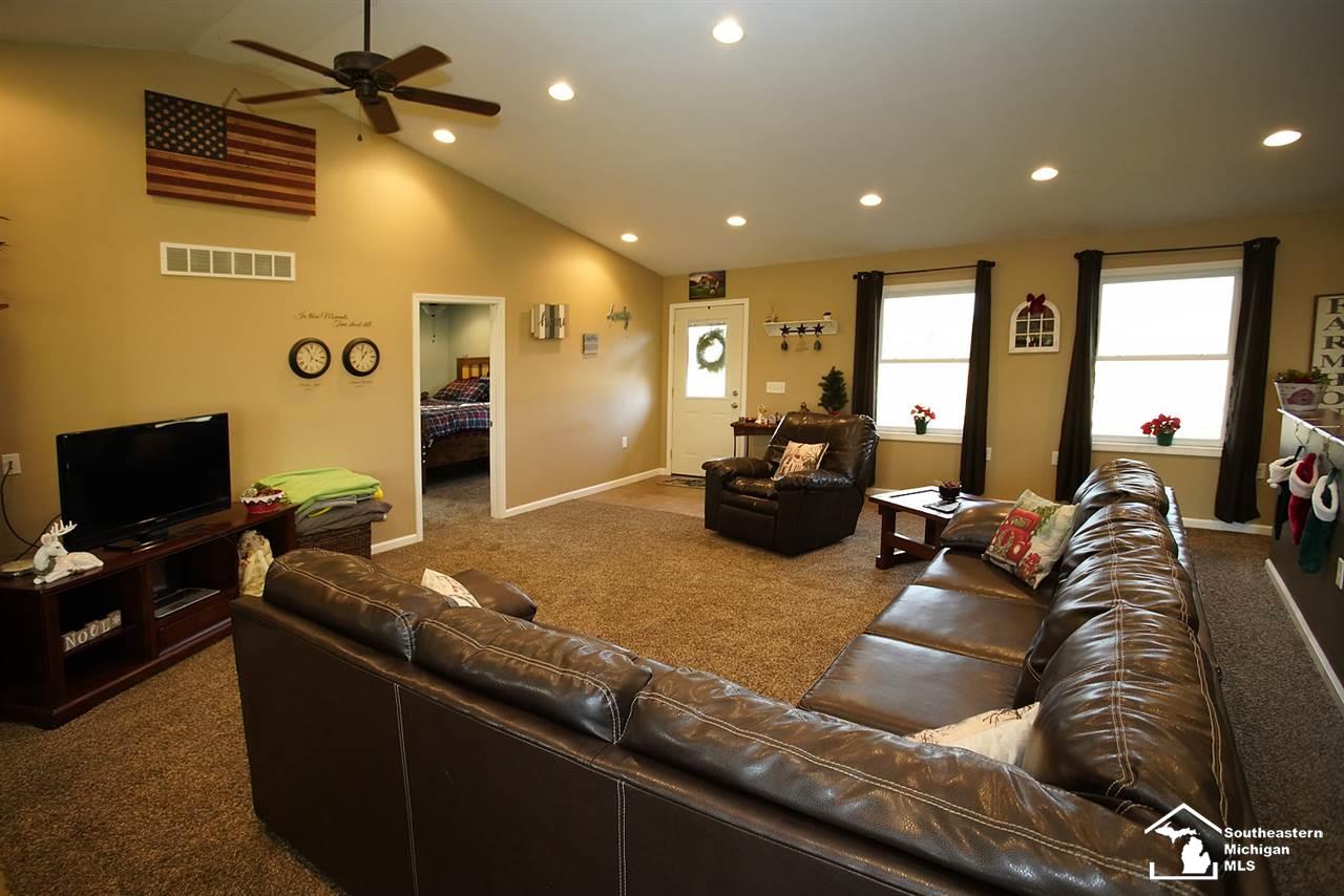 17111 Morocco Road Petersburg, MI 49270 - Photo 21 of 43 Gallery Image 21