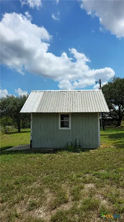 $350,000 | 270 Canyon View Drive, Goliad, TX 77963