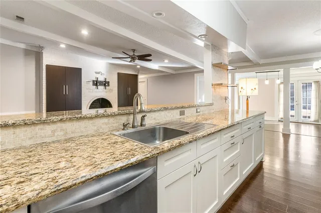 $450,000 | 203 Walnut Way, Euless, TX 76039