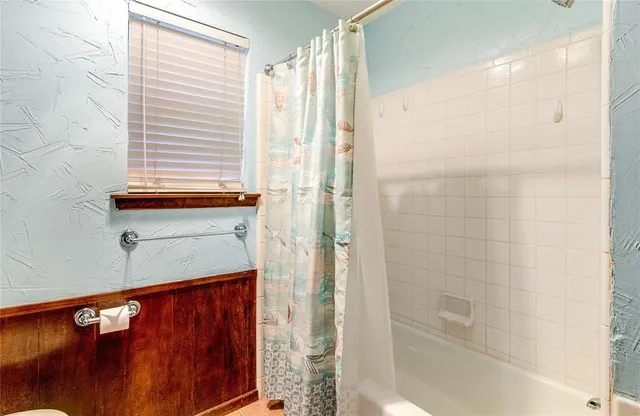 $450,000 | 203 Walnut Way, Euless, TX 76039