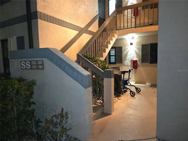 $2,200 | 19505 Quesada Avenue, Unit SS103, Port Charlotte, FL 33948