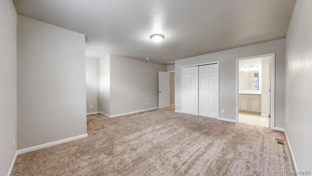 a view of empty room