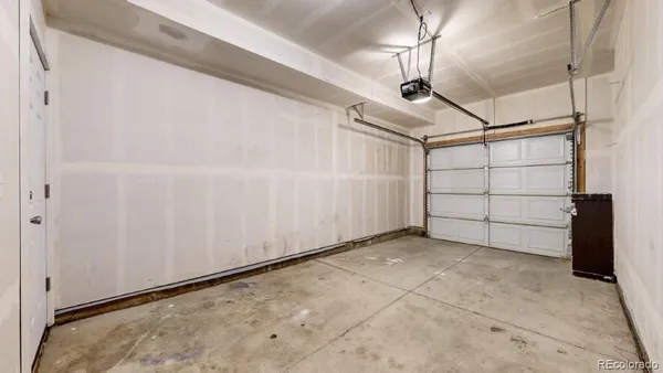 a view of a garage