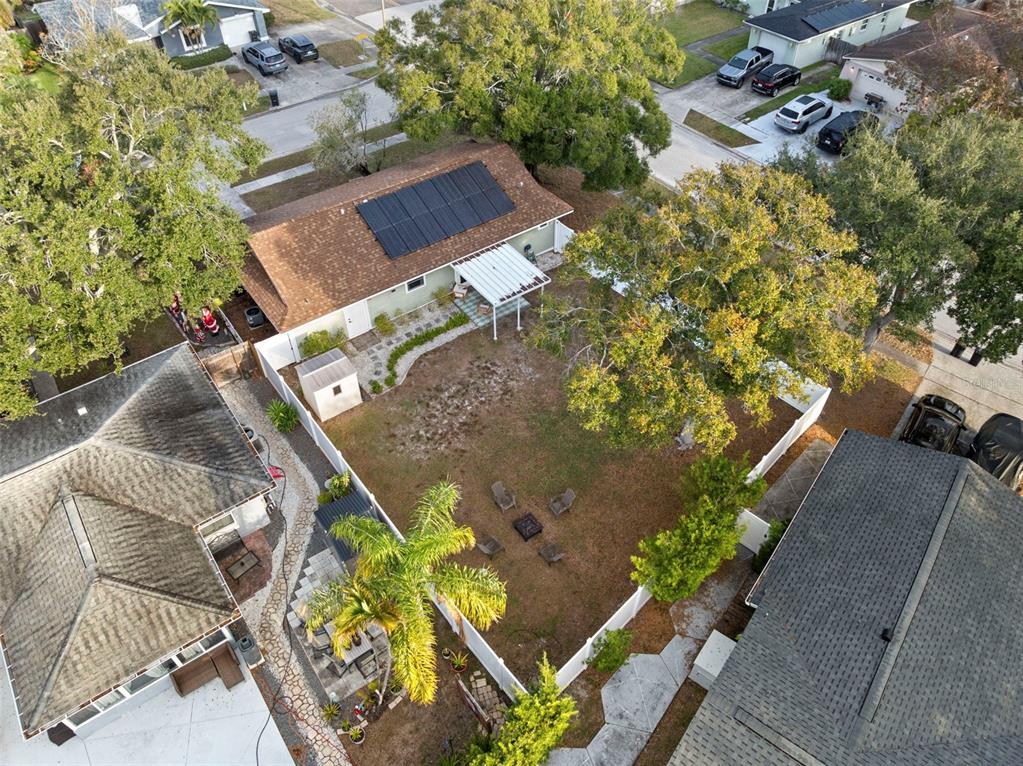 6500 Briar Ridge Court Pinellas Park, FL 33782 - Photo 4 of 38