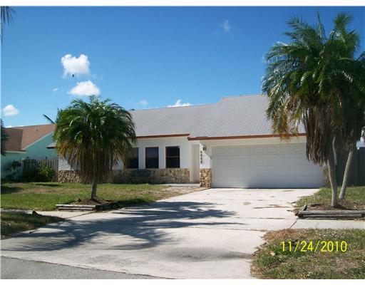 3022 Cormorant Road Delray Beach, FL 33444 - Photo 1 of 11 Primary Photo