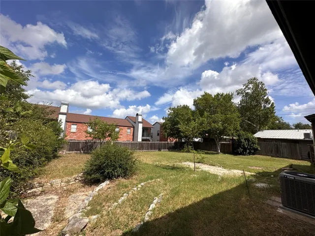 $1,350 | 6910 Circle S Road, Unit A, Austin, TX 78745