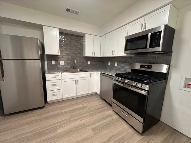 $1,350 | 6910 Circle S Road, Unit A, Austin, TX 78745