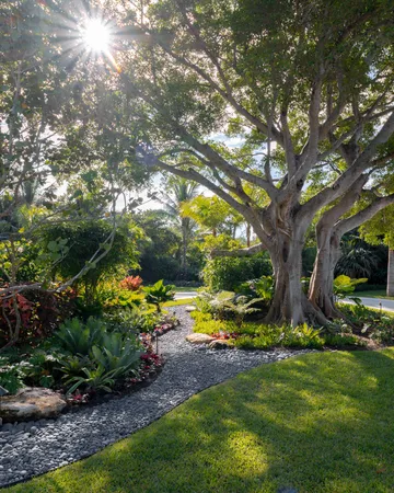 $44,950,000 | 488 South Beach Road, Jupiter Island, FL 33455