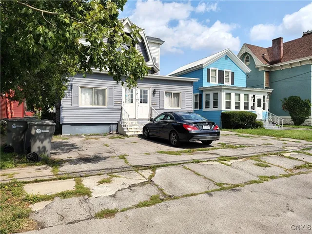 $154,900 | 115 East Bloomfield Street, Rome, NY 13440