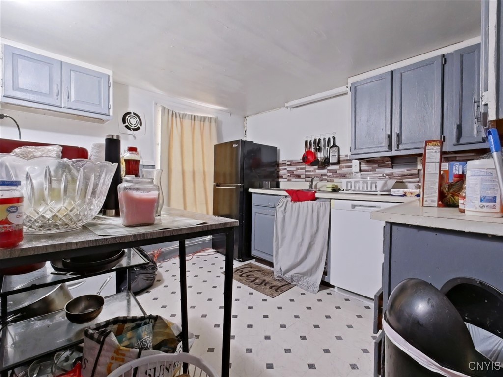 115 East Bloomfield Street Rome, NY 13440 - Photo 30 of 43