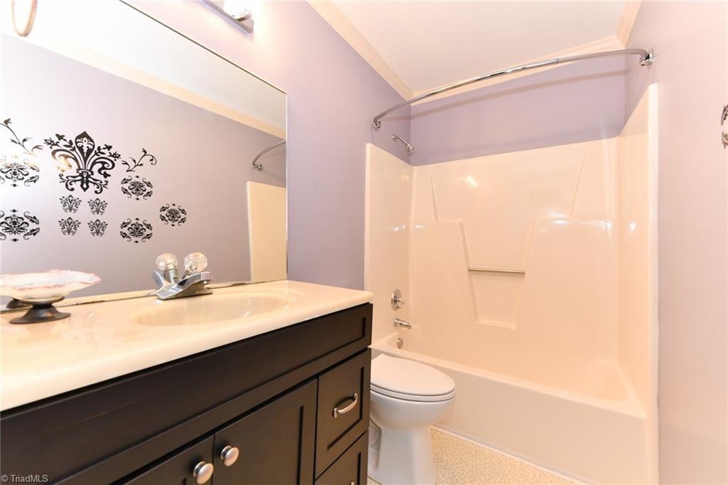 1202 Watermark Court High Point, NC 27265 - Photo 11 of 23 Gallery Image 11