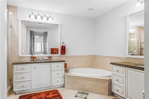$392,000 | 19 Harbour Isle Drive West, Unit 305, Hutchinson Island, FL 34949