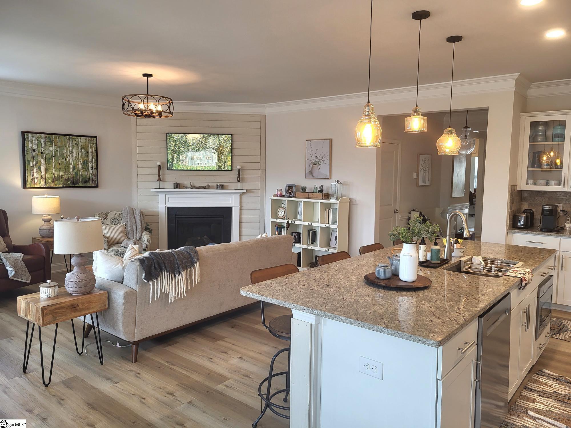 515 Raleighwood Lane Simpsonville, SC 29681 - Photo 9 of 33 Gallery Image 9