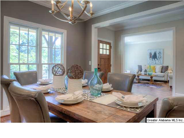 2028 Chestnut Road Vestavia Hills, AL 35216 - Photo 6 of 26