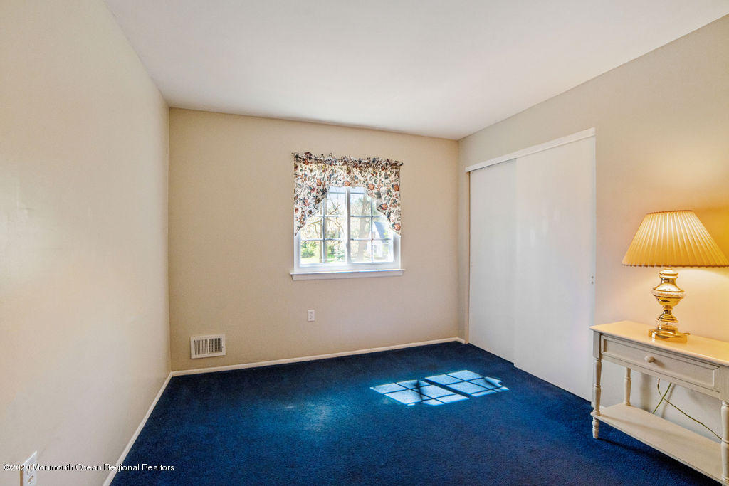 109 Johnathan Road Manchester Township, NJ 08759 - Photo 21 of 28 DSC06287