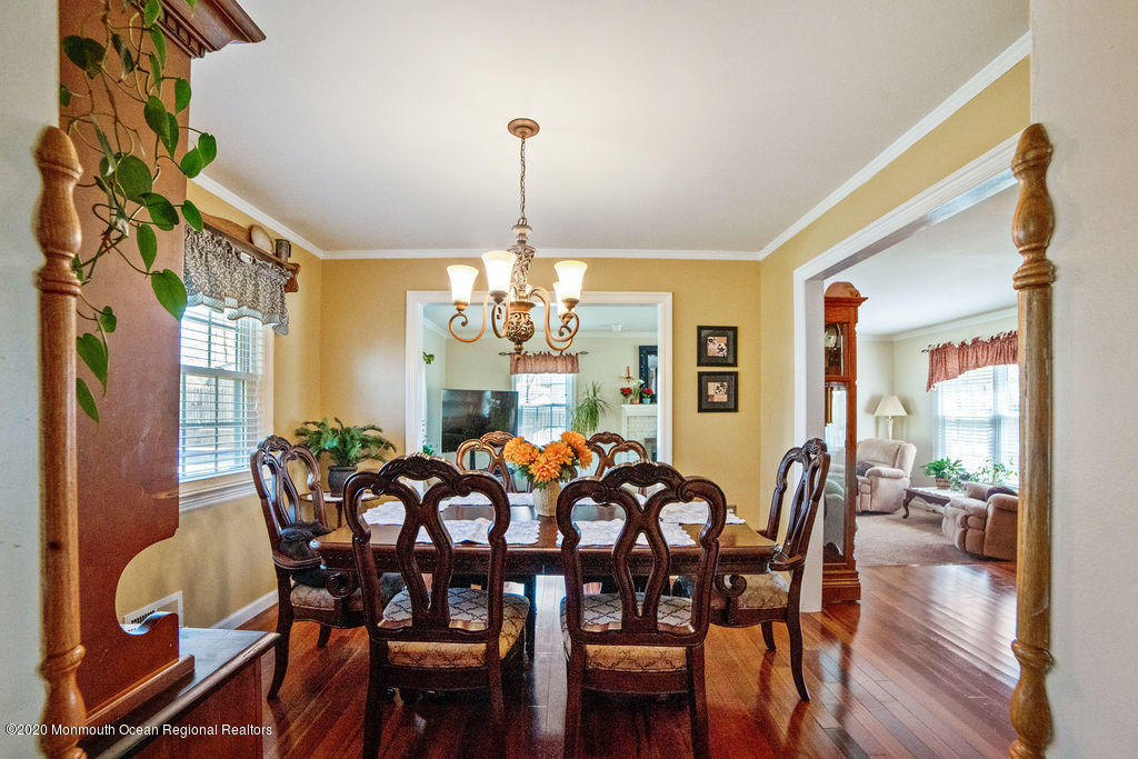 109 Johnathan Road Manchester Township, NJ 08759 - Photo 8 of 28 DSC06320