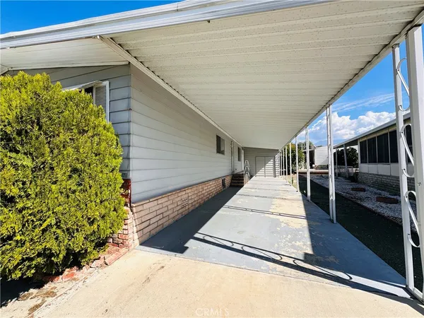 $1,850 | 2230 Lake Park Drive, Unit 140, San Jacinto, CA 92583