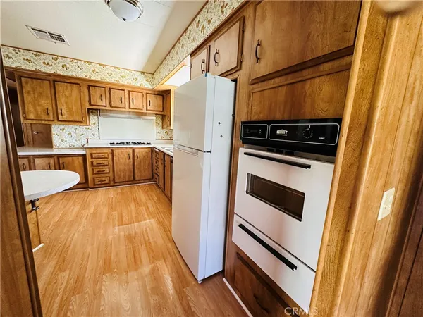 $1,850 | 2230 Lake Park Drive, Unit 140, San Jacinto, CA 92583