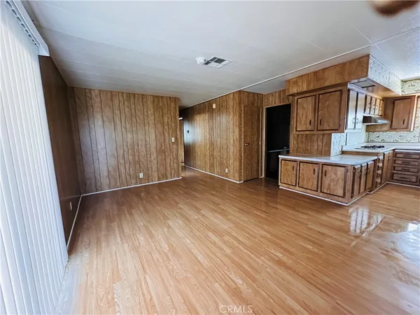 $1,850 | 2230 Lake Park Drive, Unit 140, San Jacinto, CA 92583