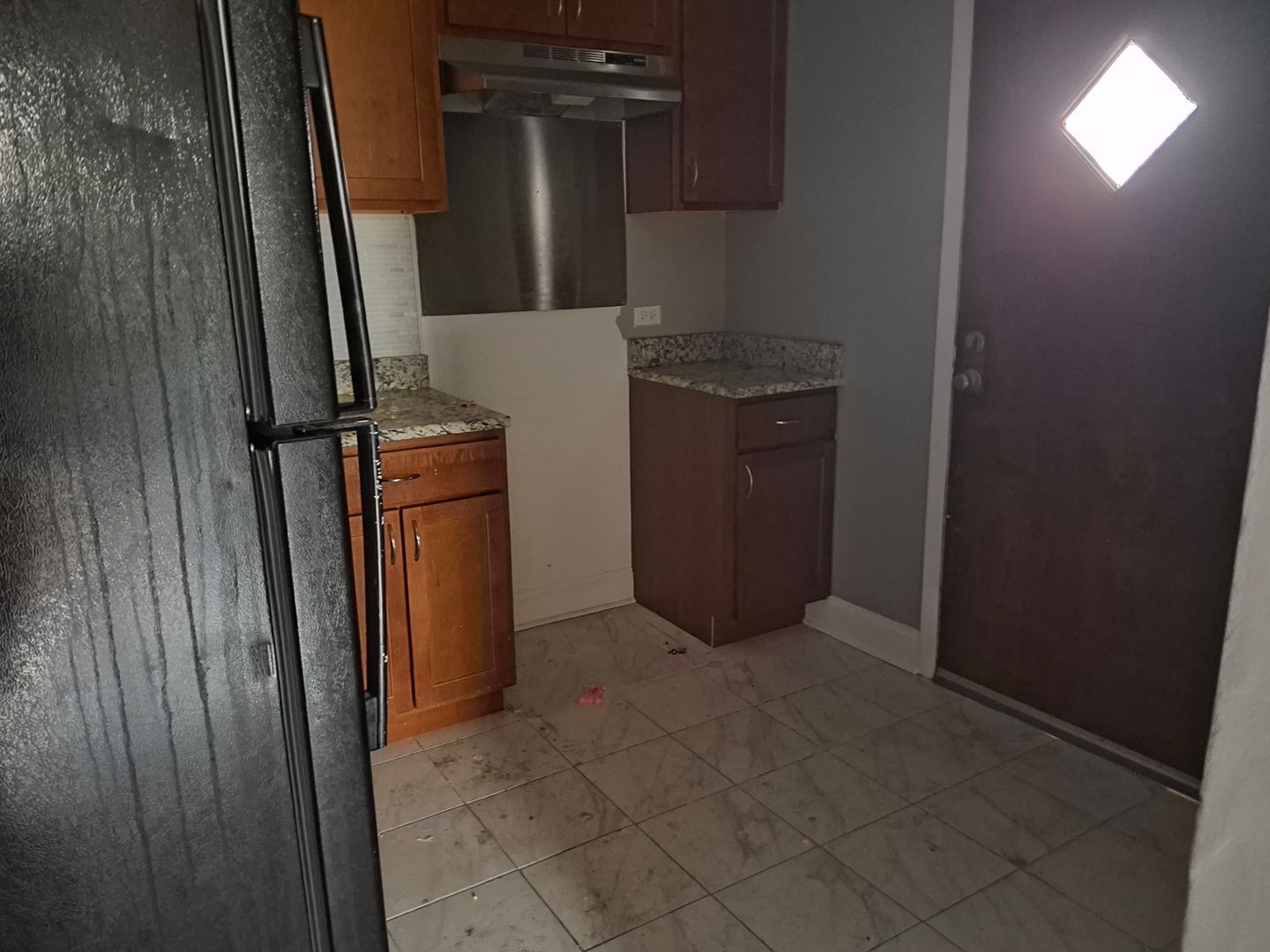 7011 South Merrill Avenue, Unit 301 Chicago, IL 60649 - Photo 5 of 6