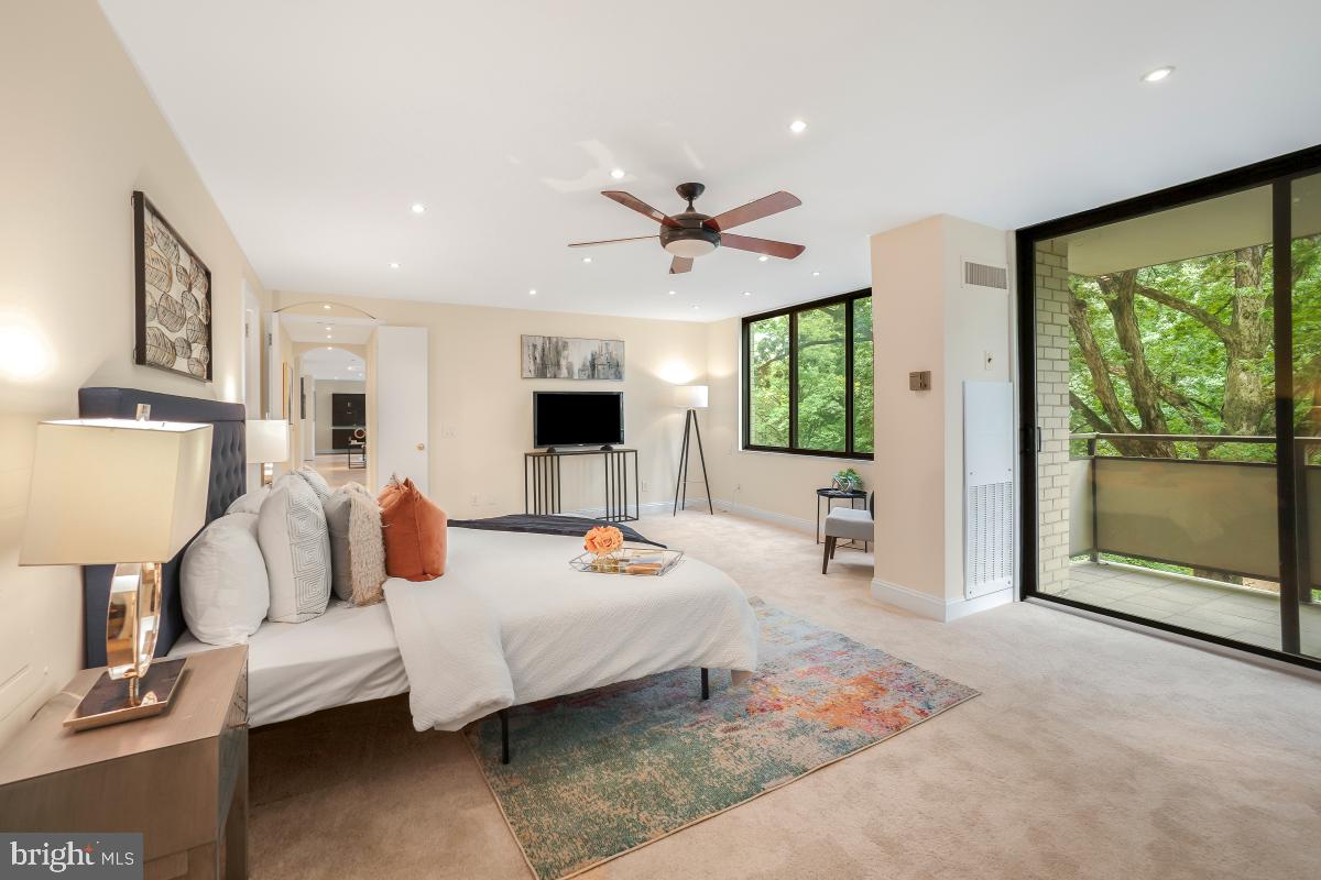 5225 Pooks Hill Road, Unit 520N Bethesda, MD 20814 - Photo 24 of 31