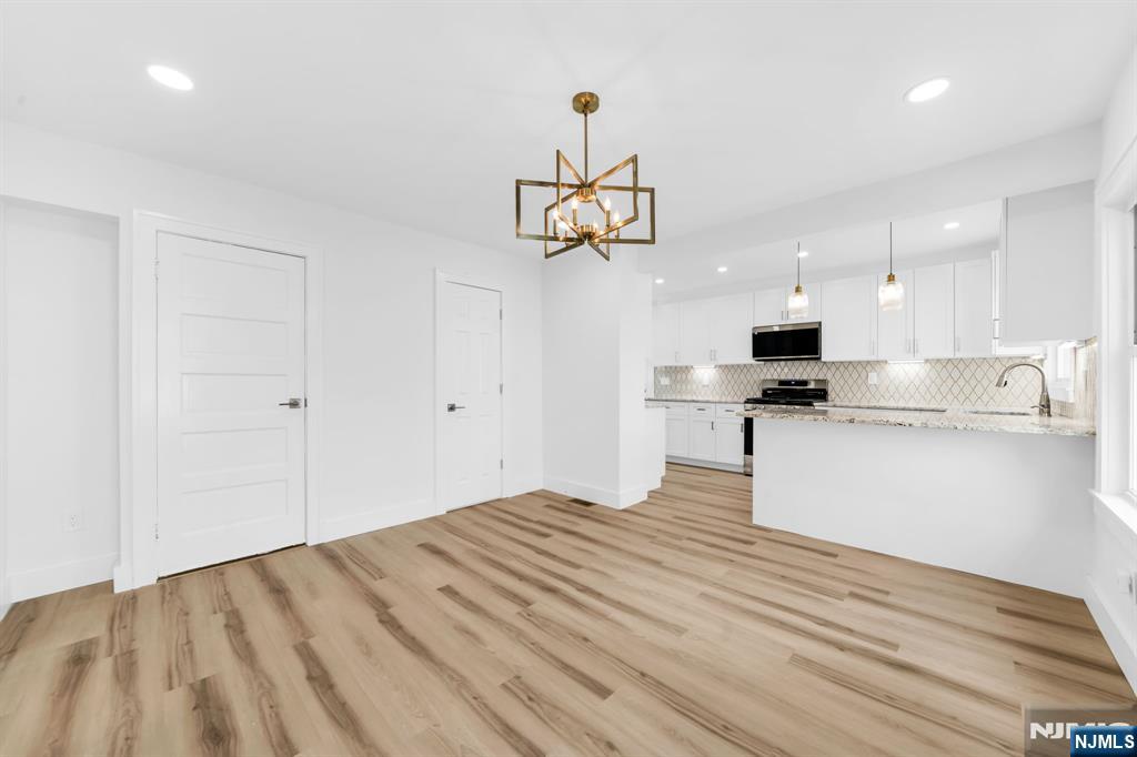 21 Morris Road Clifton, NJ 07012 - Photo 9 of 36