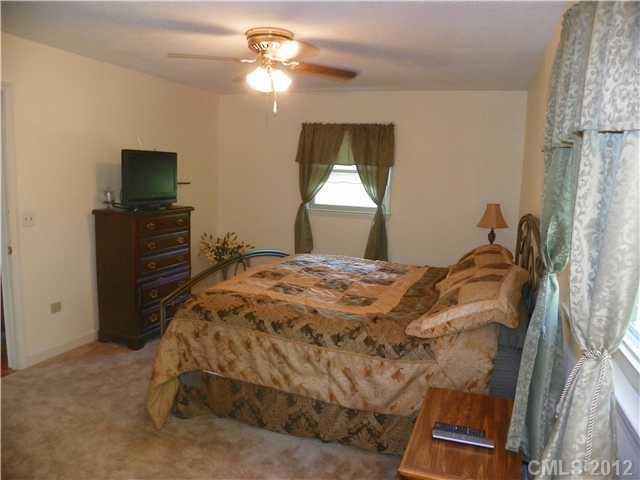 317 Williams Road Harrisburg, NC 28075 - Photo 7 of 15 Gallery Image 7