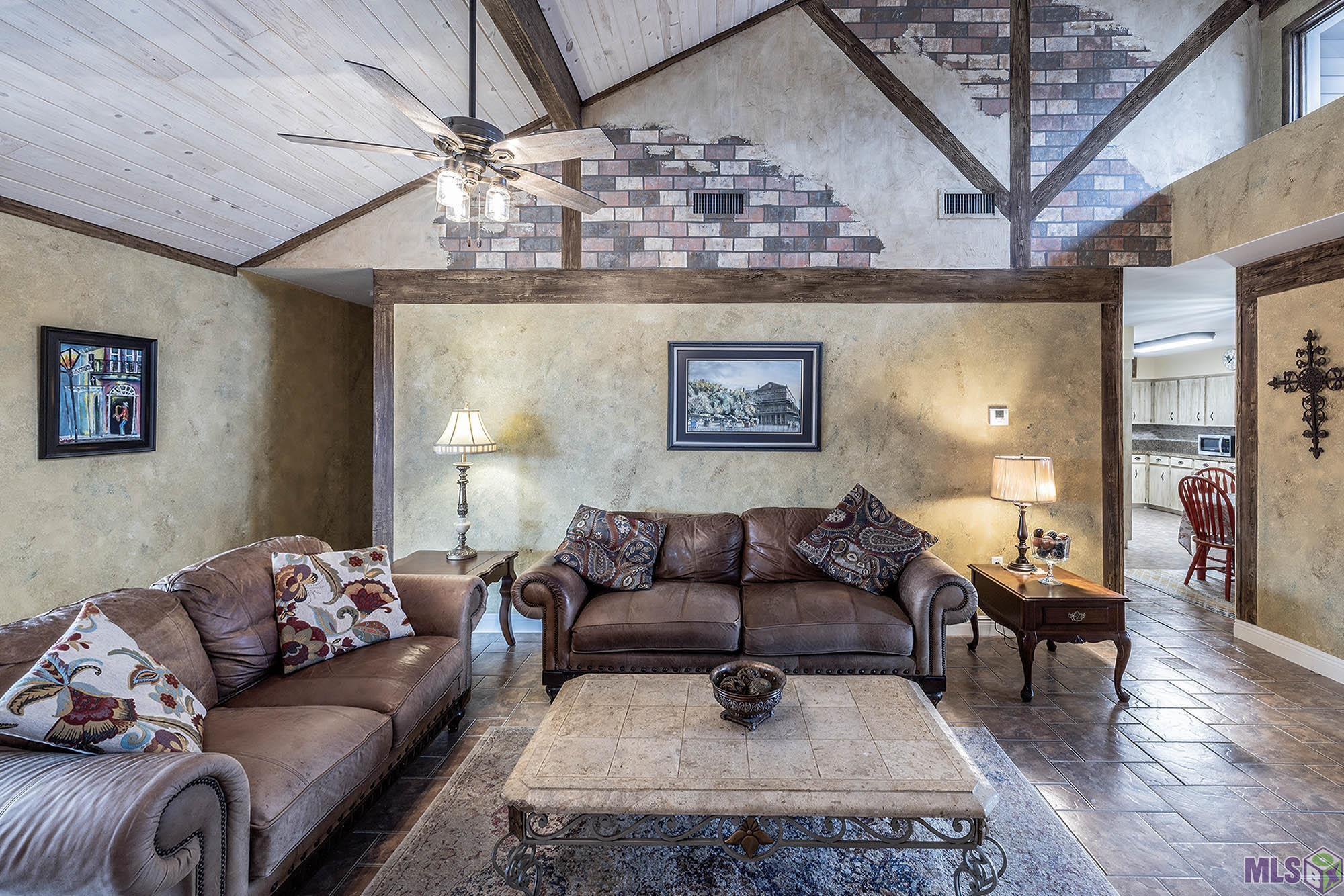 105 Maria Circle Houma, LA 70360 - Photo 13 of 25