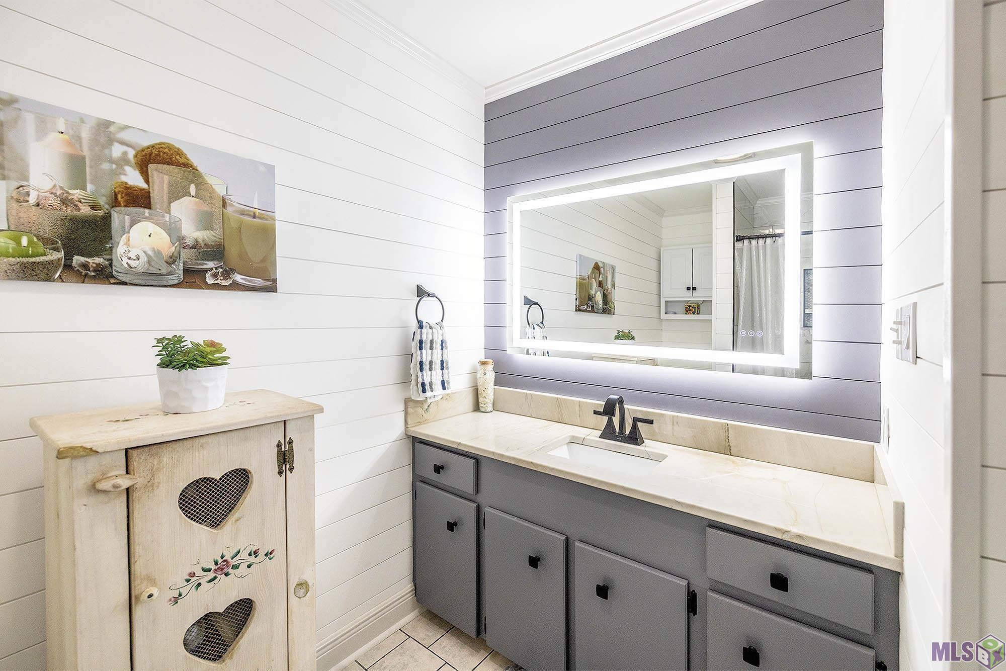 105 Maria Circle Houma, LA 70360 - Photo 20 of 25