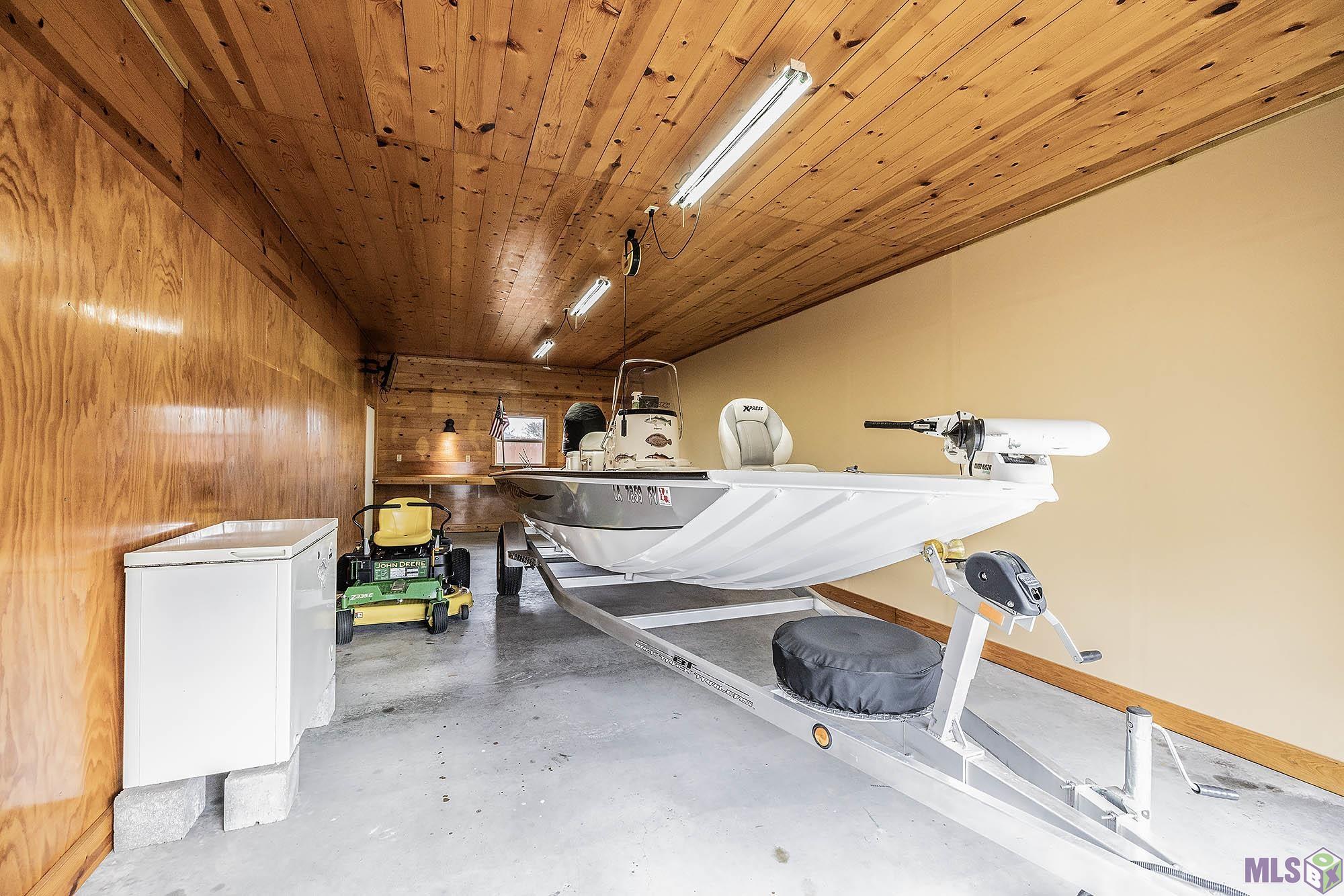 105 Maria Circle Houma, LA 70360 - Photo 23 of 25