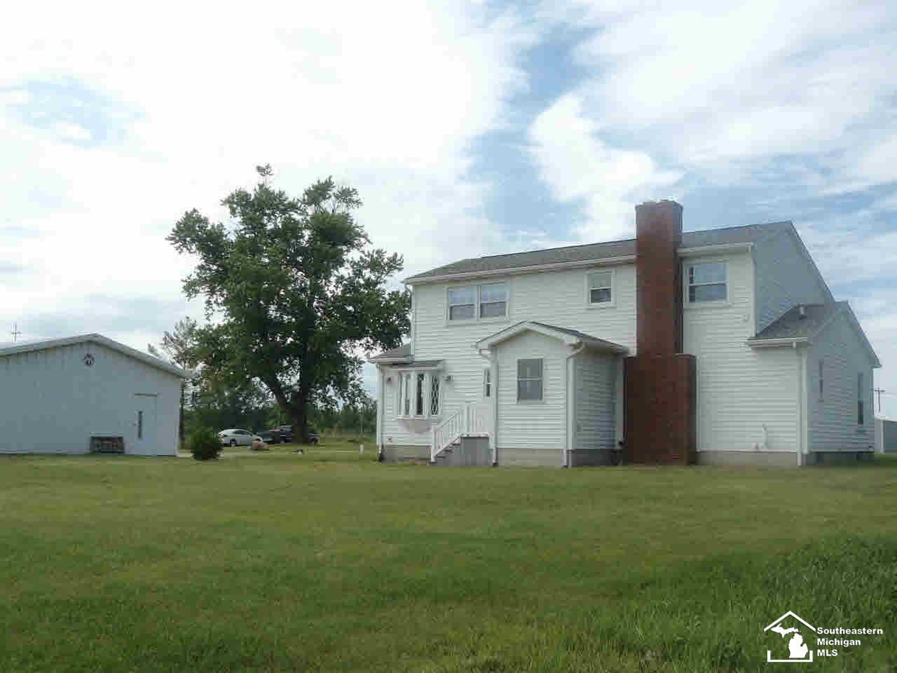 6267 Colf Road Carleton, MI 48117 - Photo 6 of 28