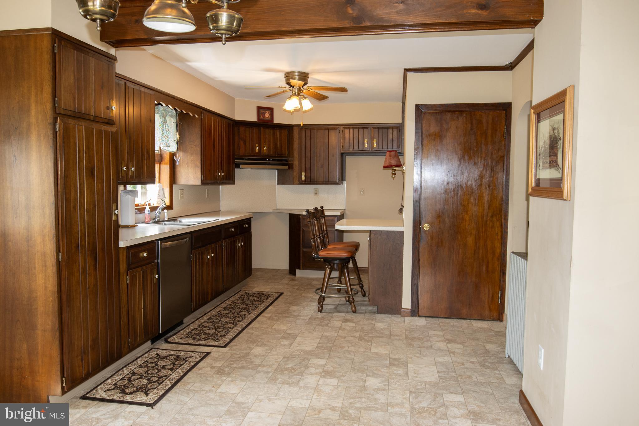 545 Suedberg Road Pine Grove, PA 17963 - Photo 5 of 38 Gallery Image 5