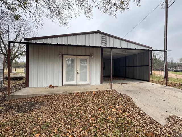 $900 | 2715 A Tin Top Road, Weatherford, TX 76087