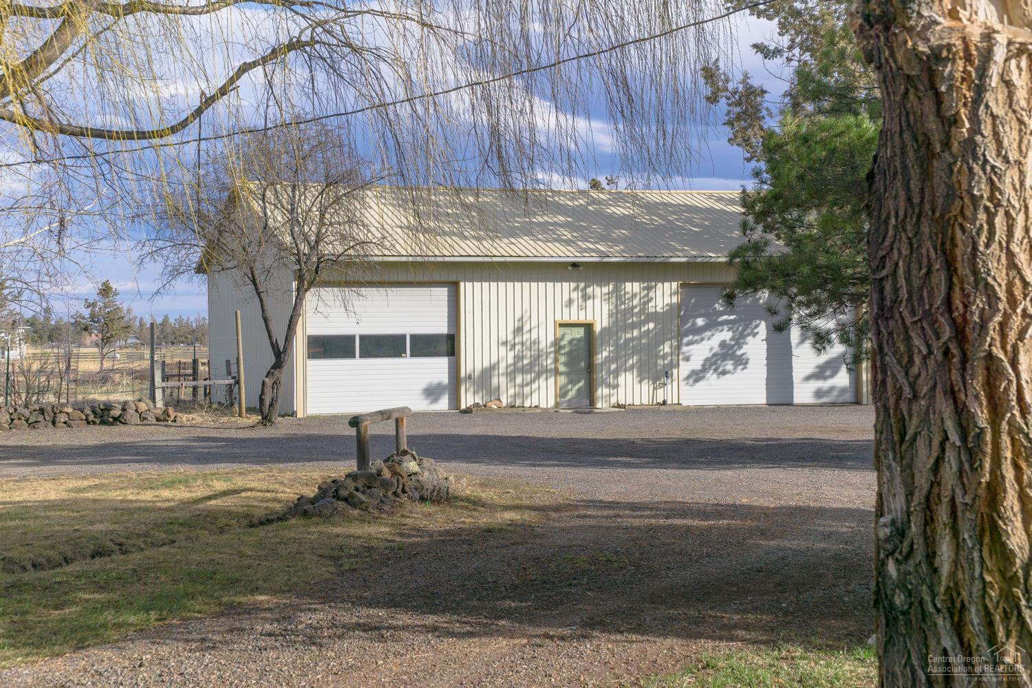 22190 Erickson Road Bend, OR 97701 - Photo 16 of 25 Additional Photo