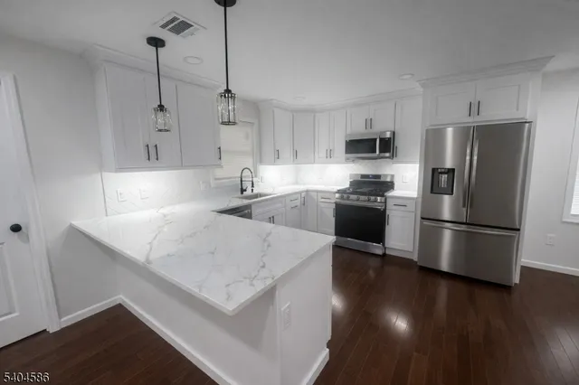 $759,900 | 39 Halsted Street, Unit 2, Newton, NJ 07860