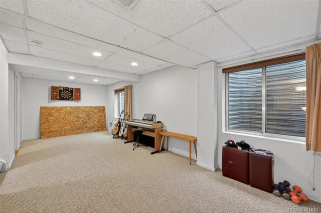 a view of livingroom with furniture