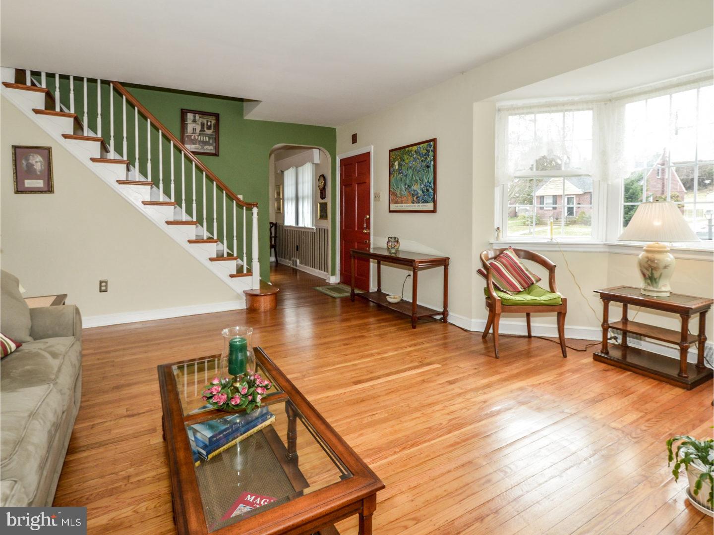 61 Rodmor Road Havertown, PA 19083 - Photo 5 of 22 Living Room