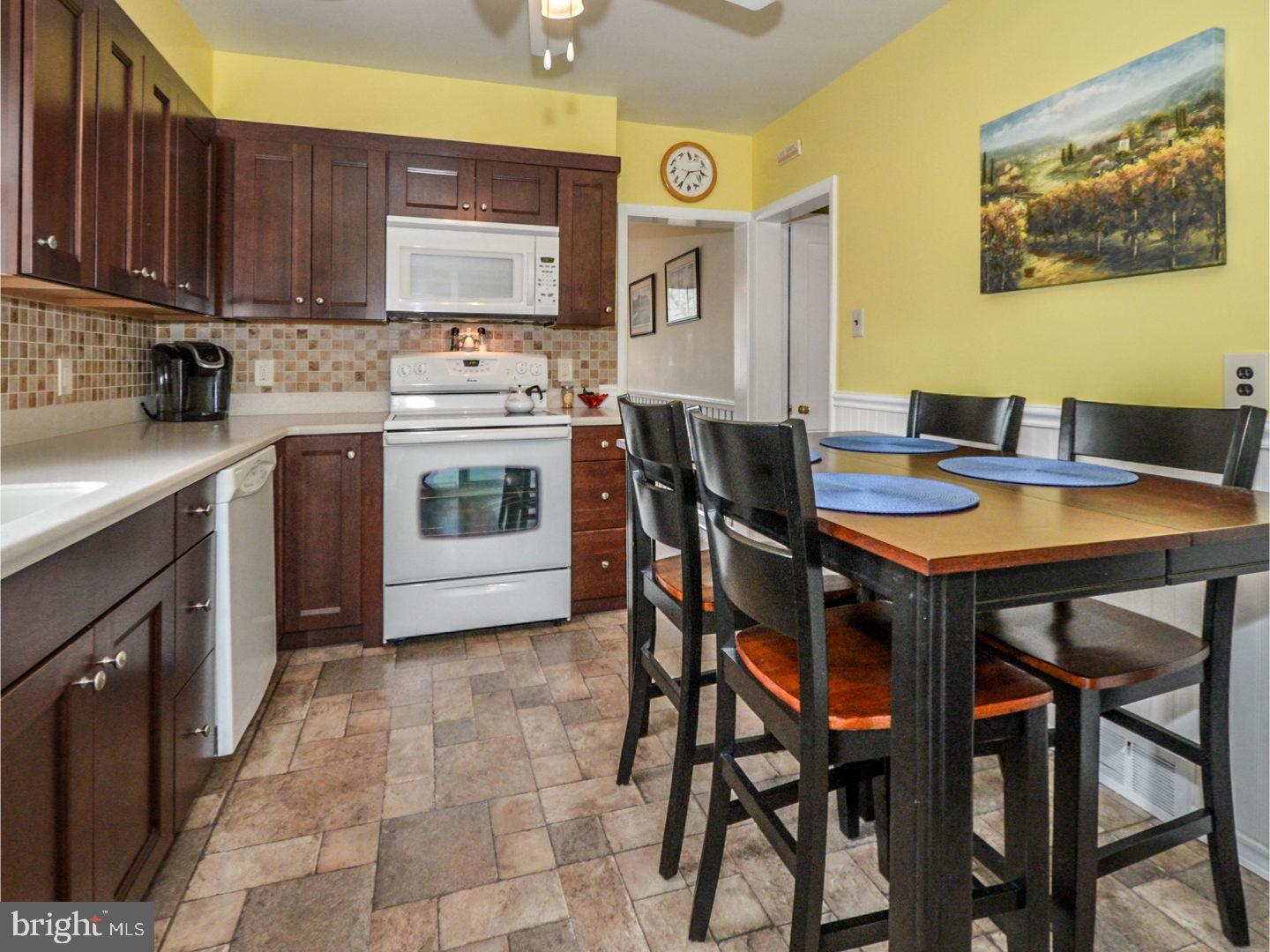 61 Rodmor Road Havertown, PA 19083 - Photo 7 of 22 Kitchen