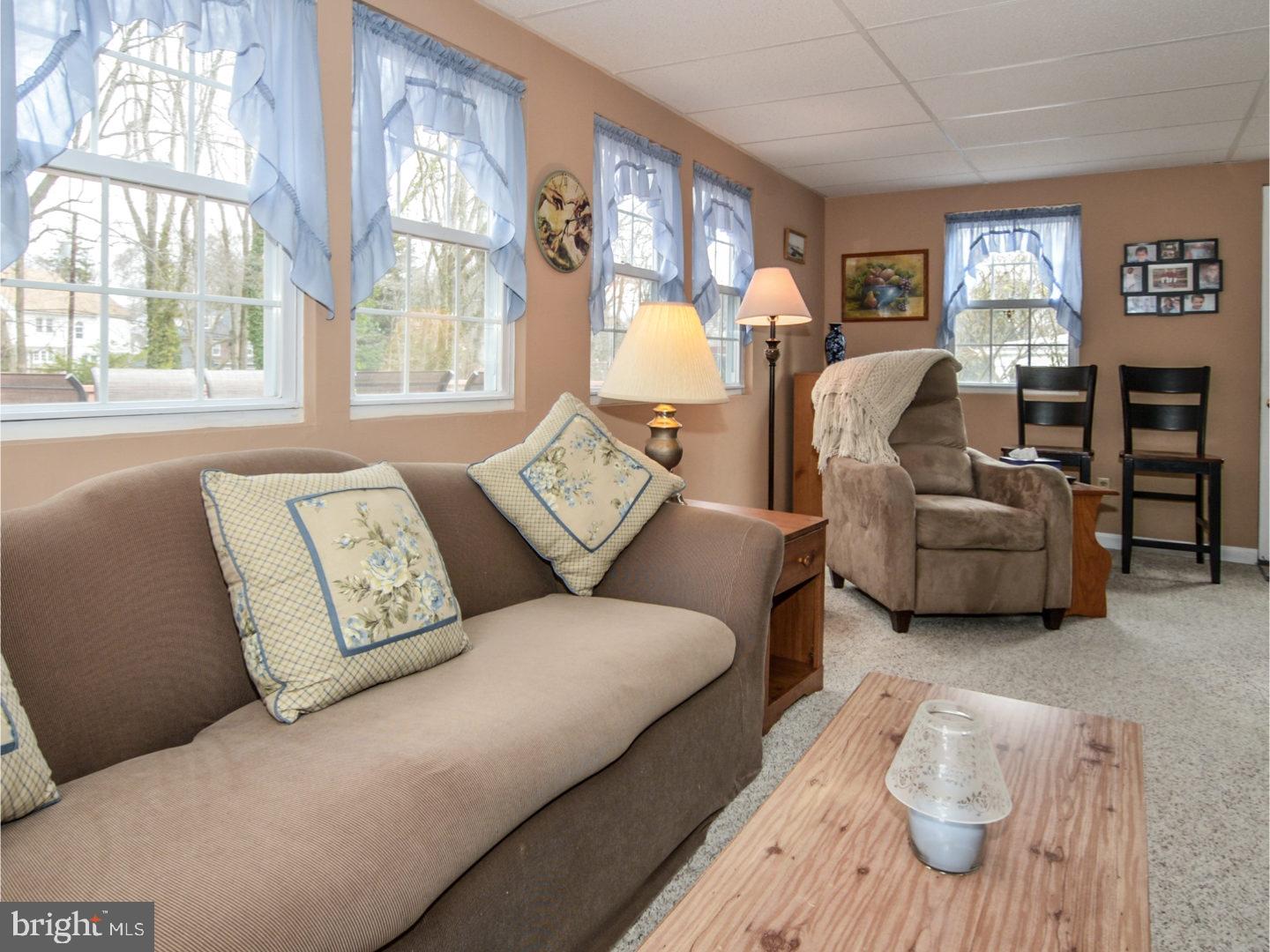 61 Rodmor Road Havertown, PA 19083 - Photo 10 of 22 Sun Room